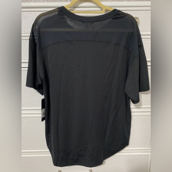 NWT BEBE SPORT Women’s FLATLOCK TEE With Rose Logo Short Sleeve - Picture 2 of 5